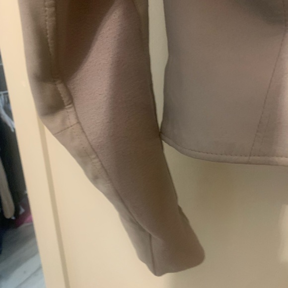 BCBG size S grey leather jacket - Picture 8 of 8